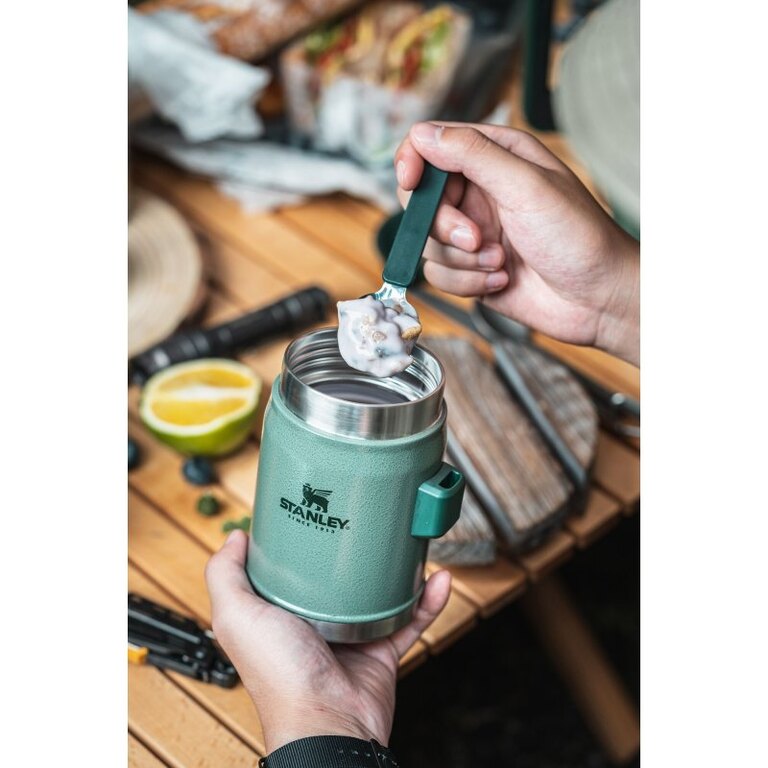 https://www.top-armyshop.com/wareImages/stanley-food-thermos-with-spoon--fork-400-ml-099795_or.jpg